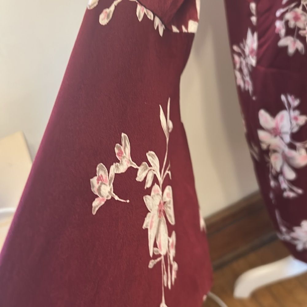 Collective Concepts Floral V-Neck Dress - Burgundy and Pink Size M New - Picture 3 of 10